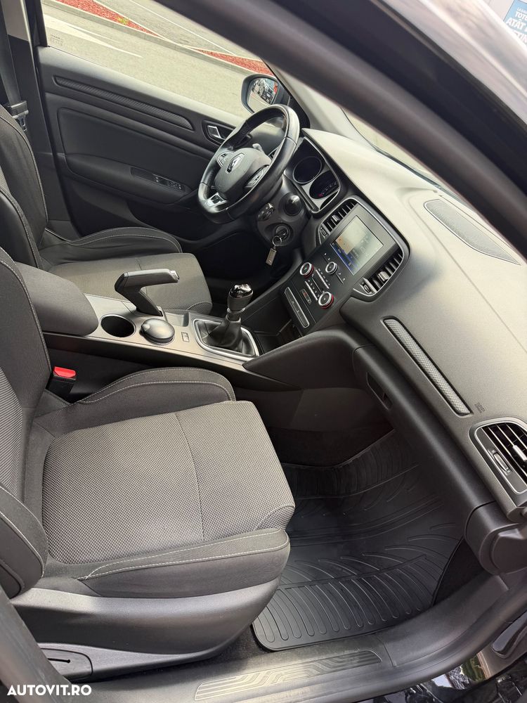 Renault Megane 1.5 dCi Expression - 12
