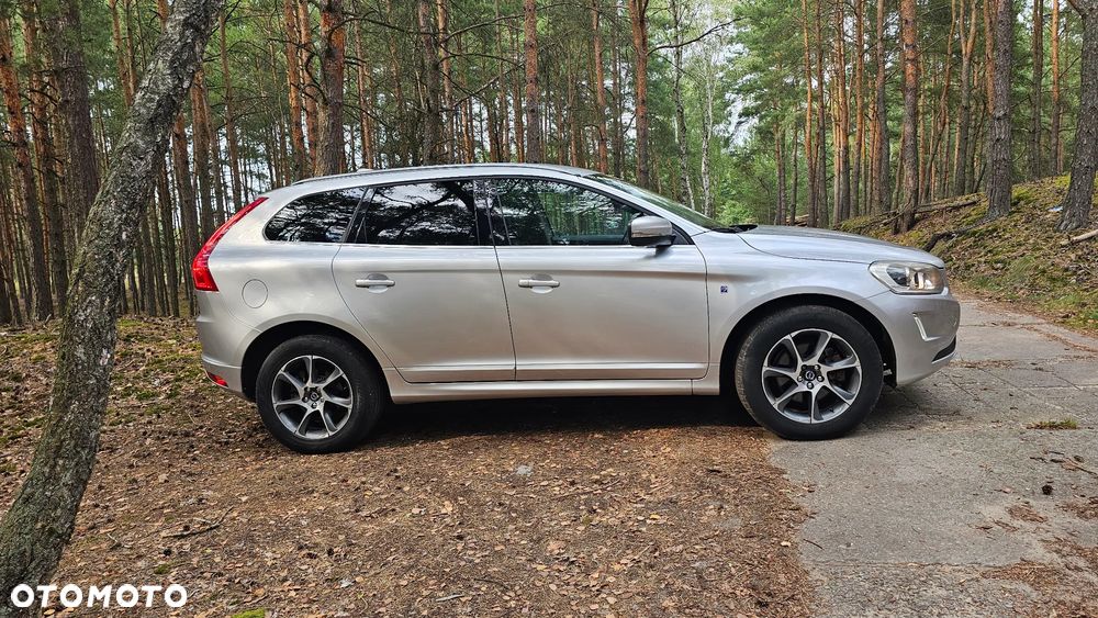 Volvo XC 60 D3 Drive-E Ocean Race - 4