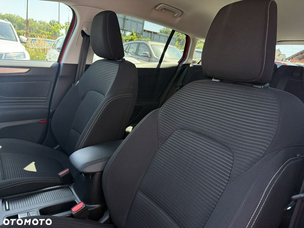 Ford Focus 1.0 EcoBoost mHEV Titanium X - 11