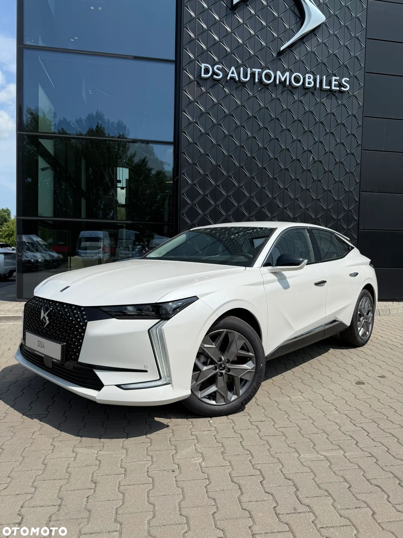 DS Automobiles DS 4 1.2 mHEV 136 Pallas eDCS6 - 1