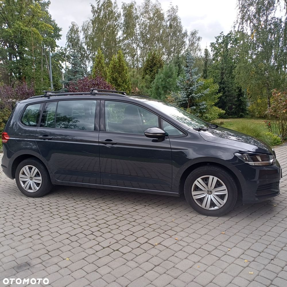 Volkswagen Touran 1.5 TSI EVO Trendline - 2