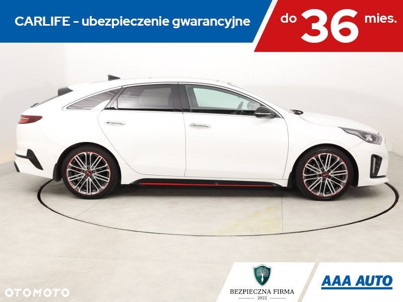 Kia ProCeed - 8