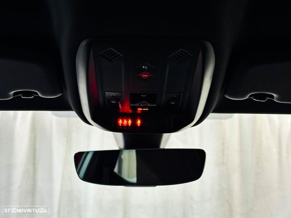 DS DS3 Crossback E-TENSE PERFORMANCE LINE + - 22
