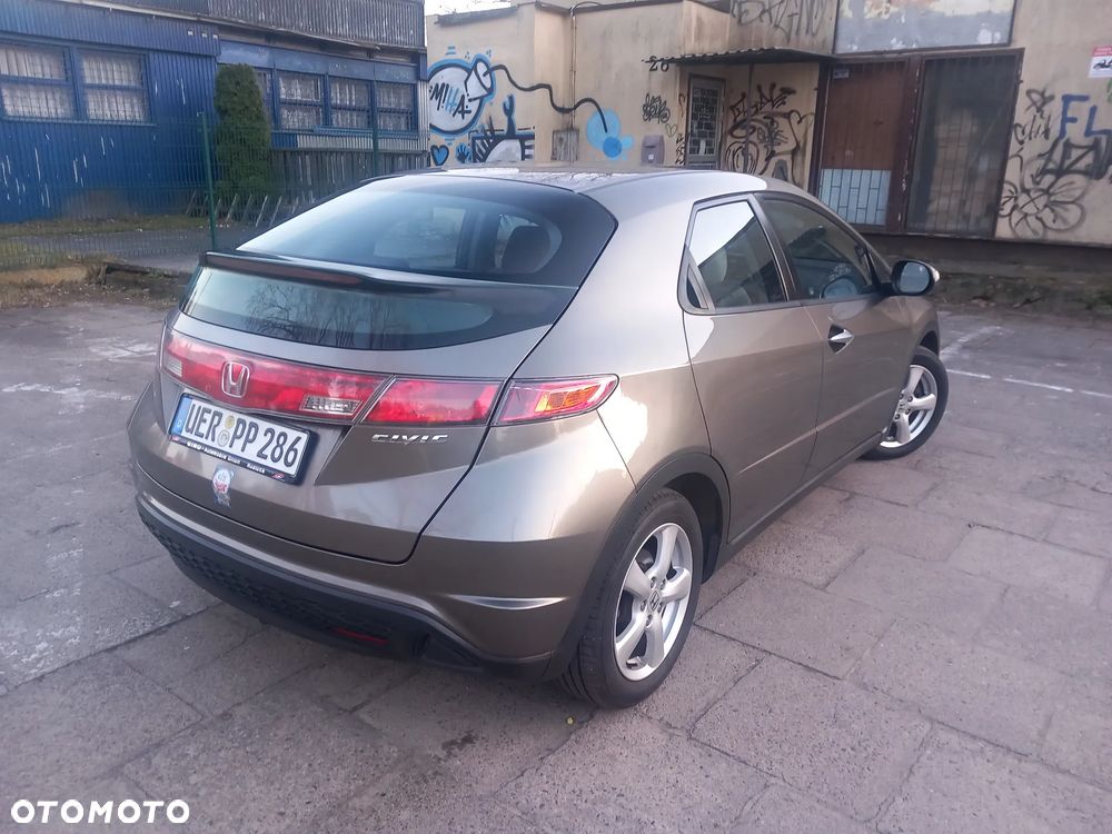 Honda Civic 1.4 i-VTEC Comfort - 5