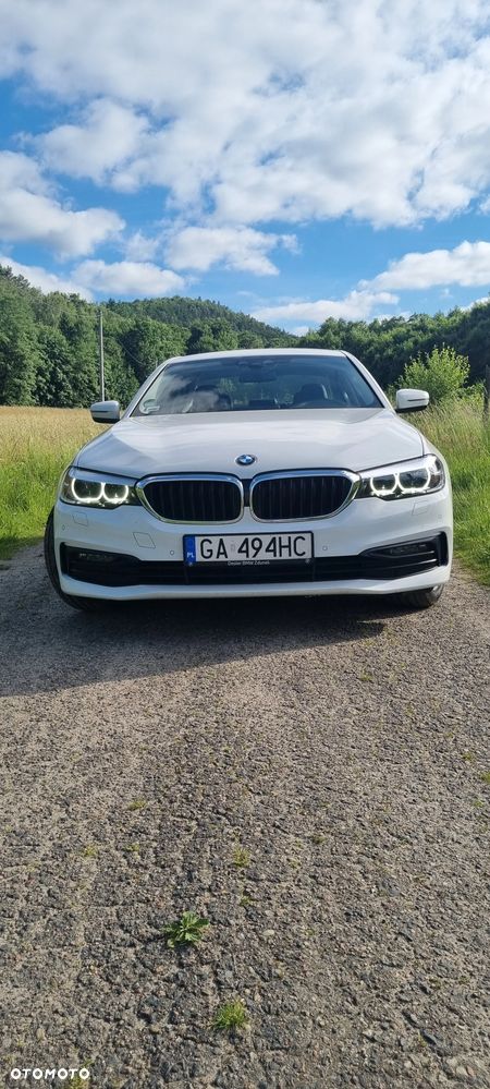 BMW Seria 5 530i xDrive Sport Line sport - 2