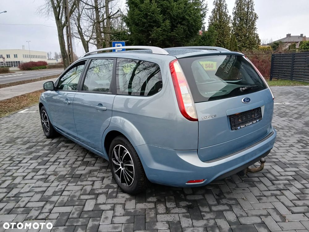 Ford Focus 1.6 16V Ambiente - 7