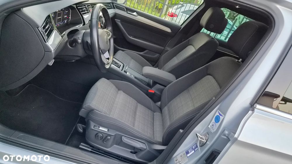 Volkswagen Passat 2.0 TDI EVO Business DSG - 18