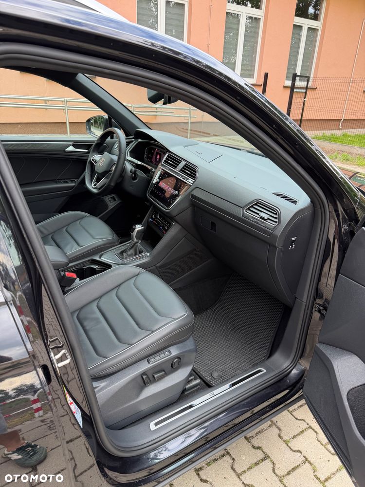 Volkswagen Tiguan 1.4 eHybrid OPF DSG R-Line - 36
