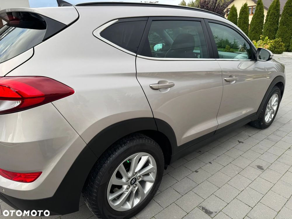 Hyundai Tucson blue 1.7 CRDi 2WD Trend - 39