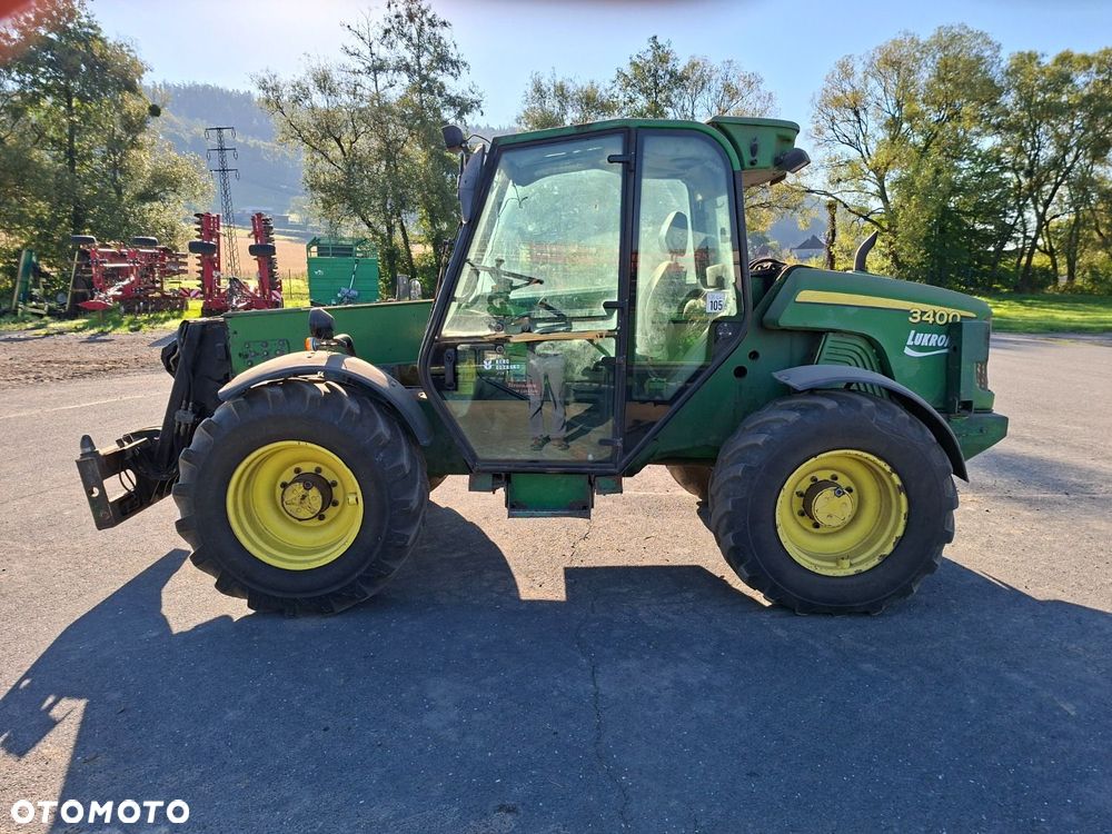 John Deere 3400 4X4 - 8