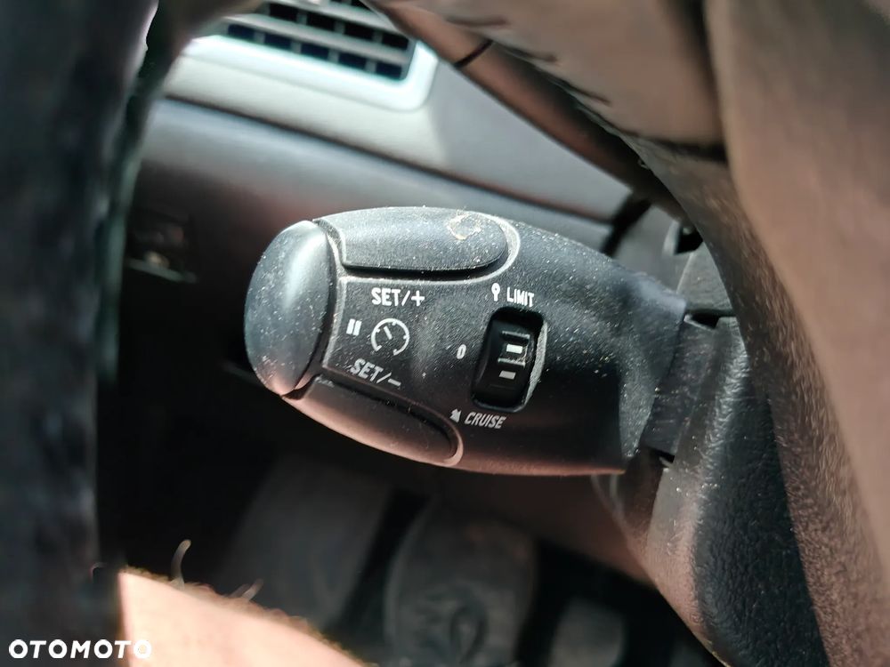 Peugeot 307 HDi 135 Premium - 27