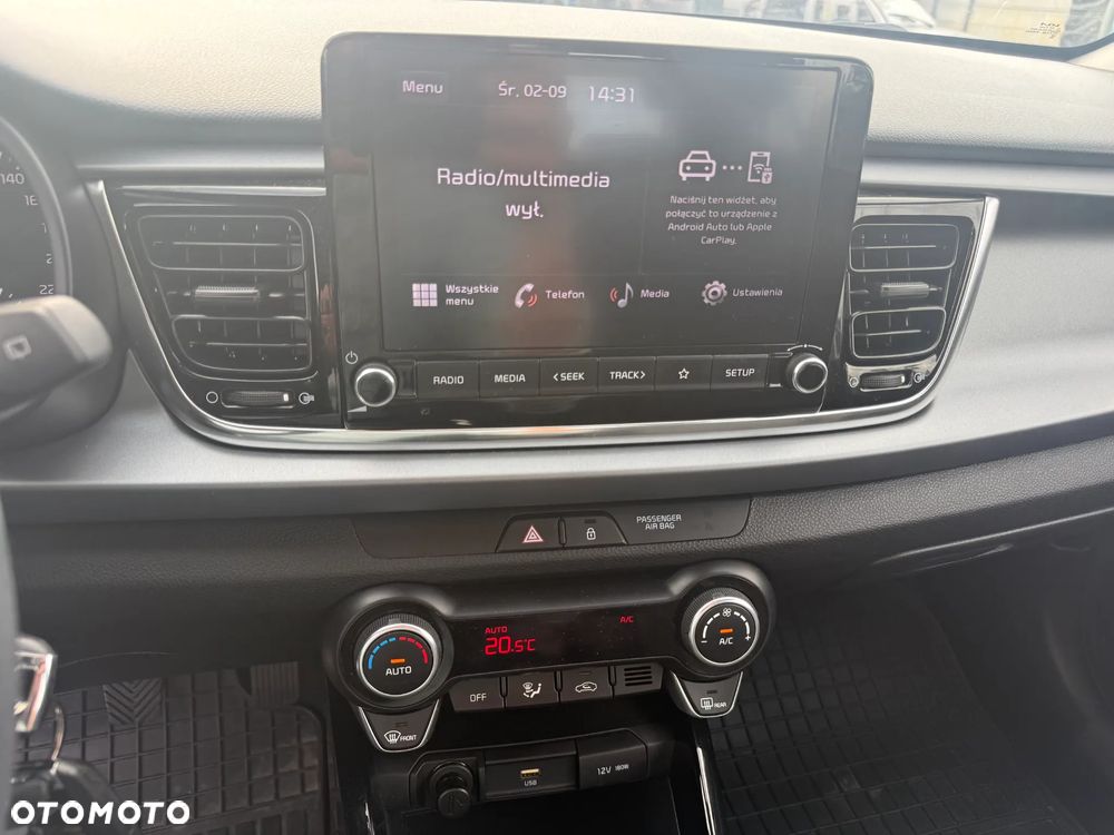 Kia Rio 1.2 L - 8