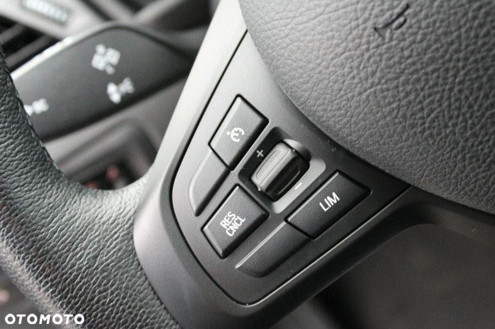 BMW Seria 2 - 23
