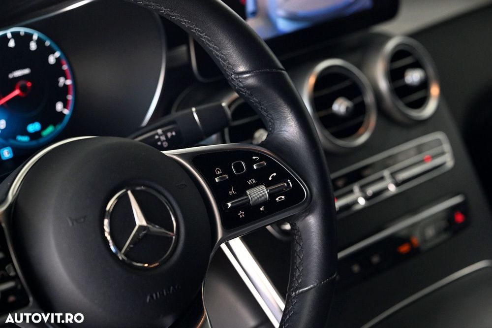 Mercedes-Benz GLC Coupe 300 4Matic 9G-TRONIC Exclusive - 19