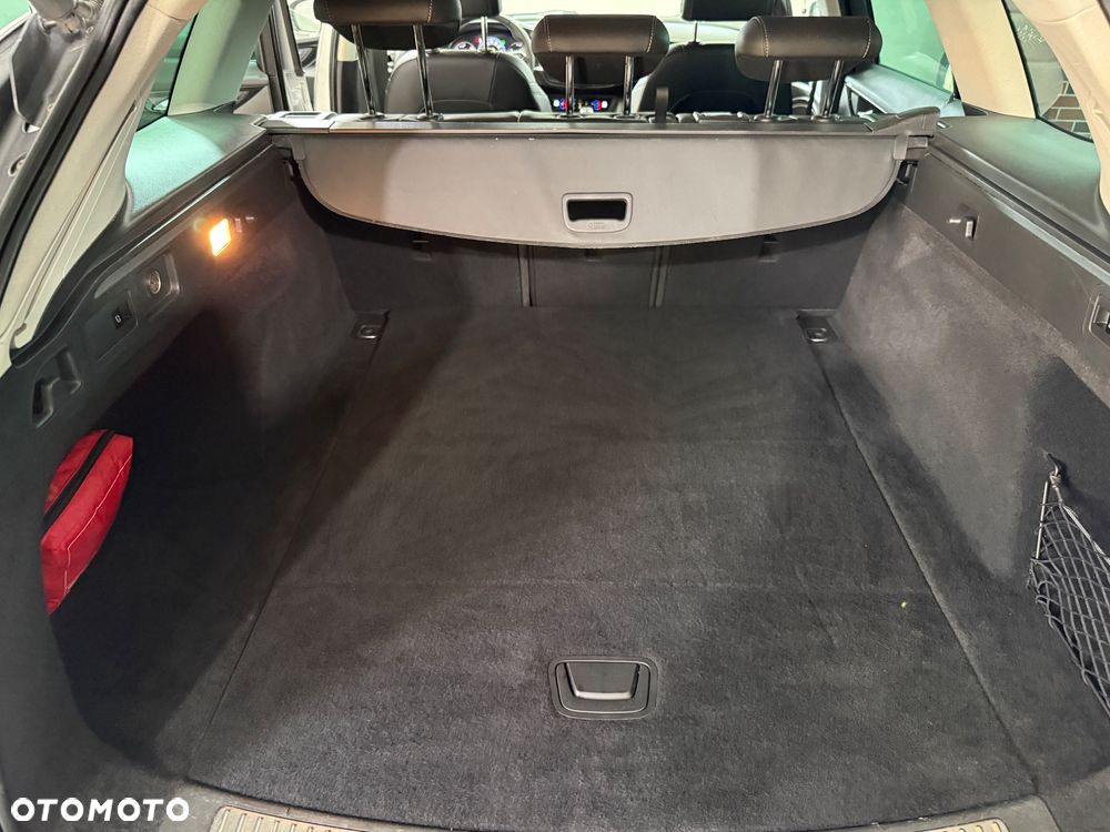 Opel Insignia 2.0 - 12