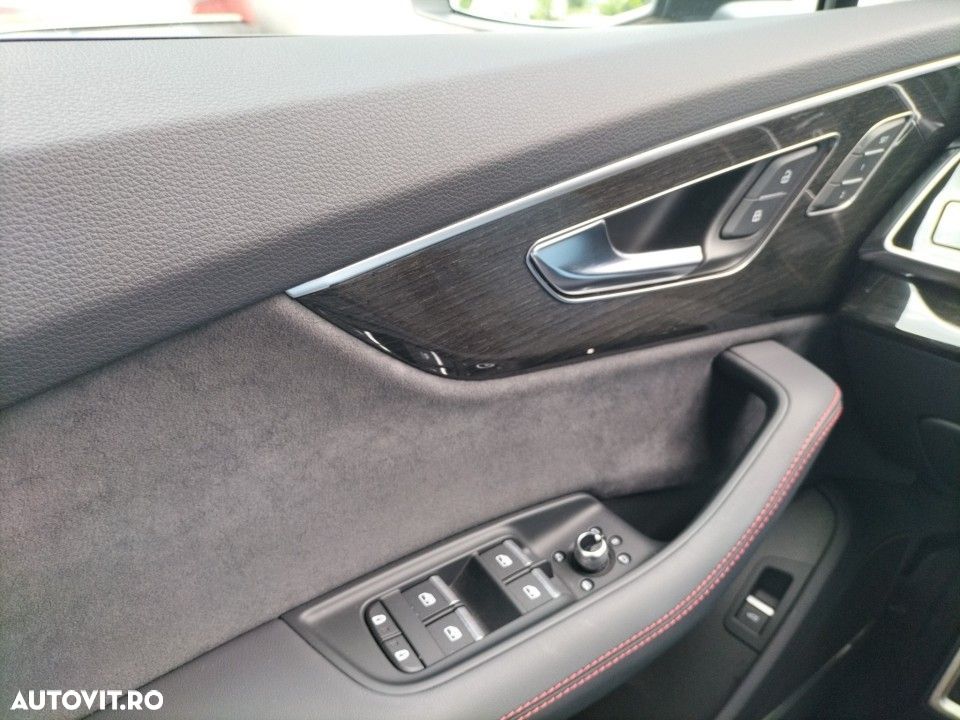 Audi Q7 - 11