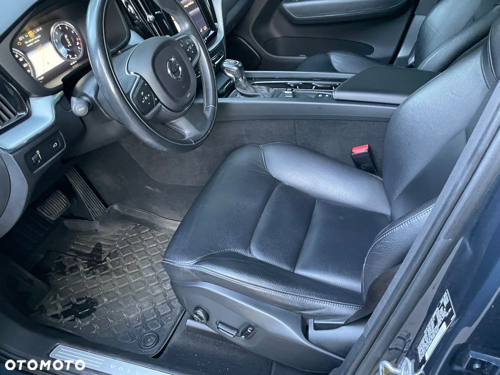 Volvo XC 60 - 13
