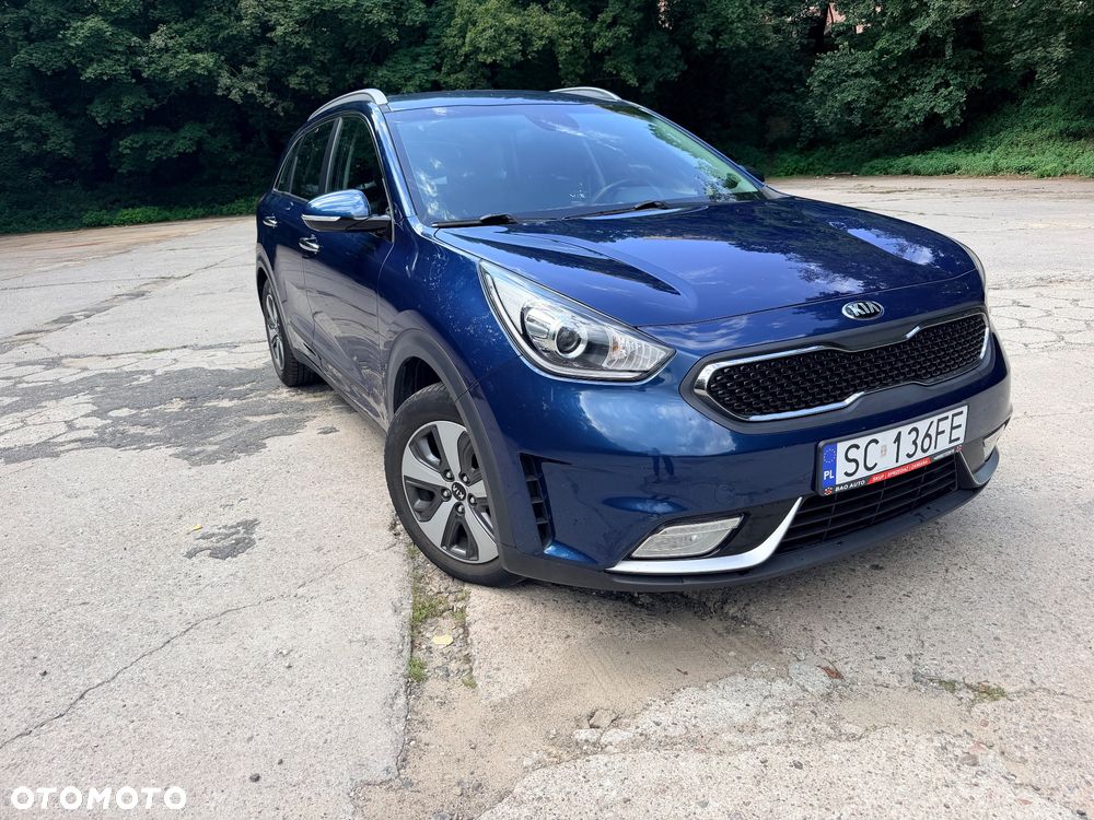 Kia Niro 1.6 GDI Hybrid L - 2