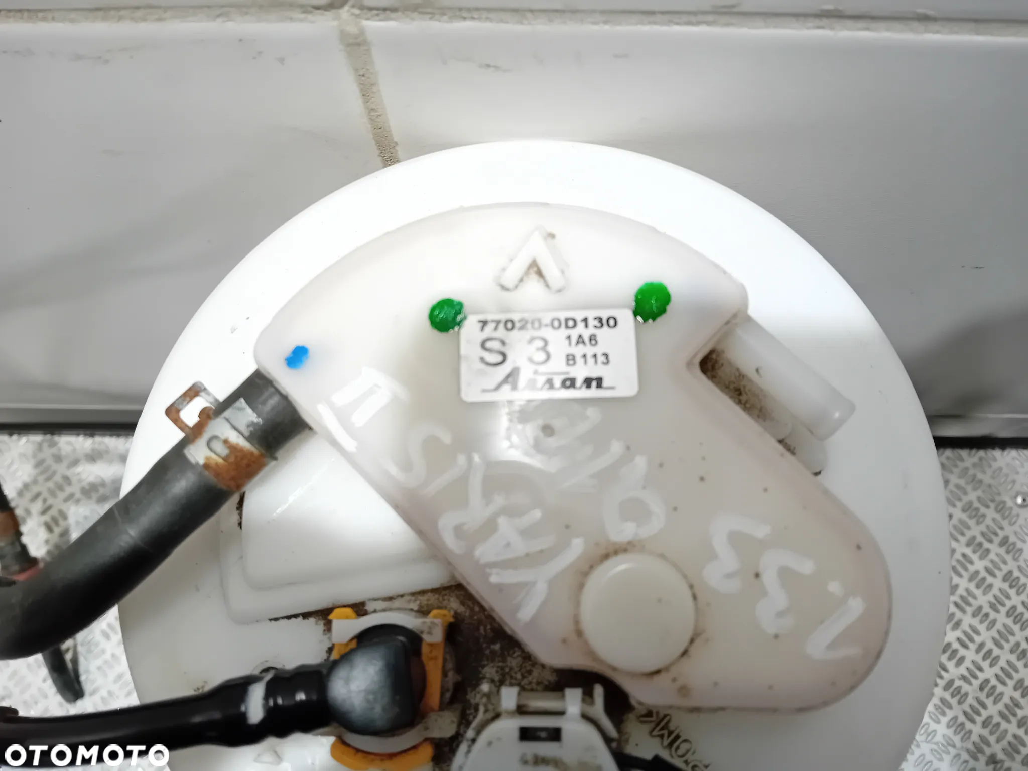 pompka paliwa Toyota Yaris II 1.33 2011 770200D130 - 2