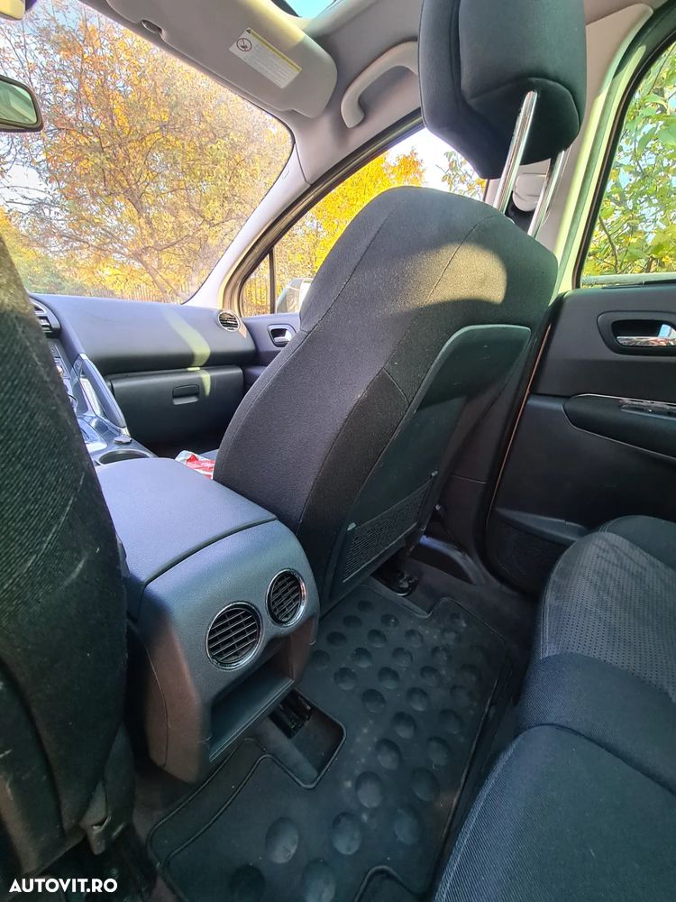 Peugeot 3008 HDi FAP 110 EGS6 Tendance - 13