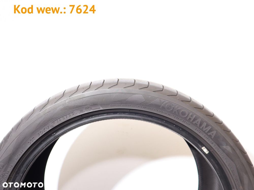 Yokohama Advan Sport V105 - 295/35 R21 - 4