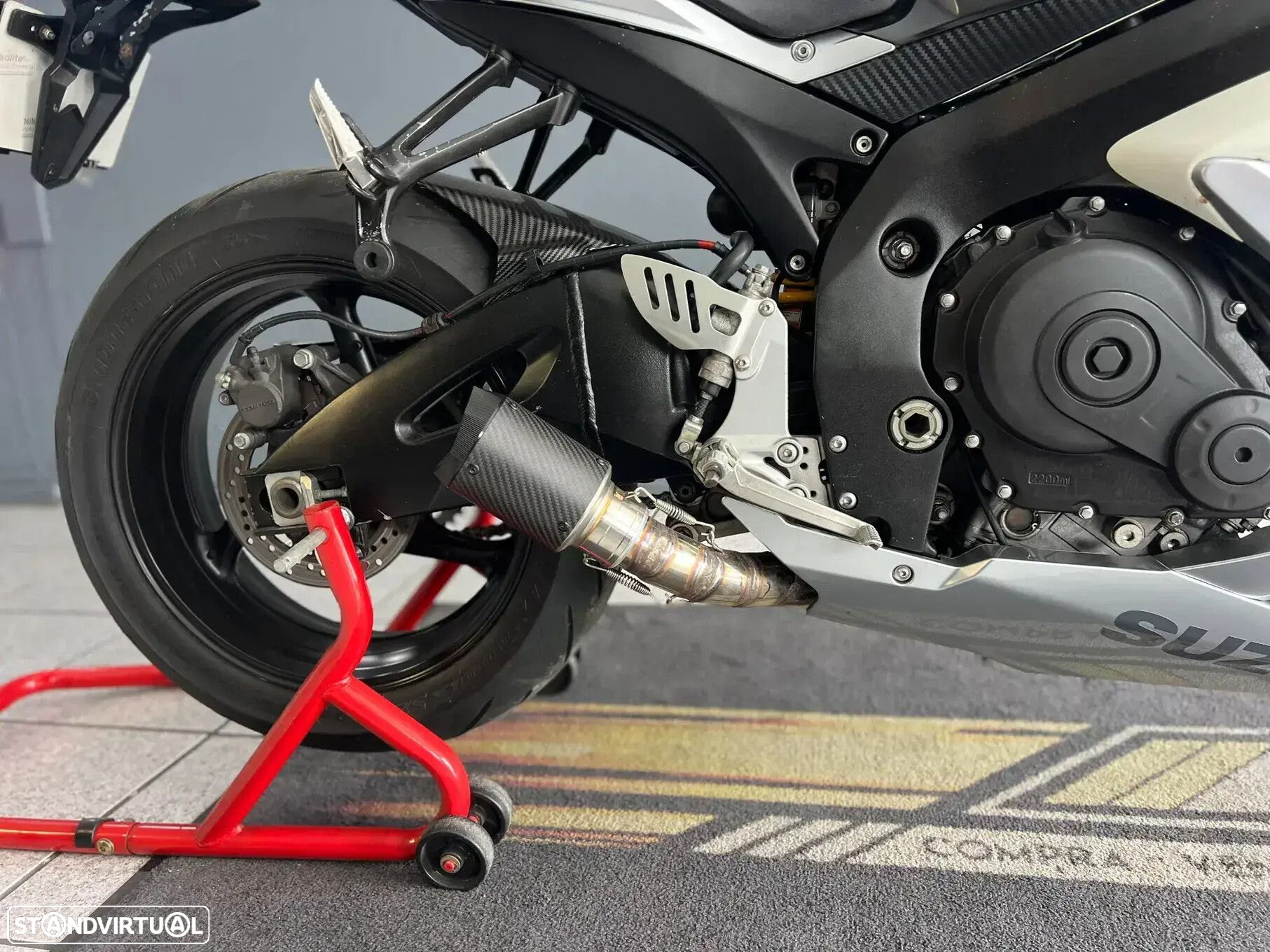 Suzuki GSX-R - 7