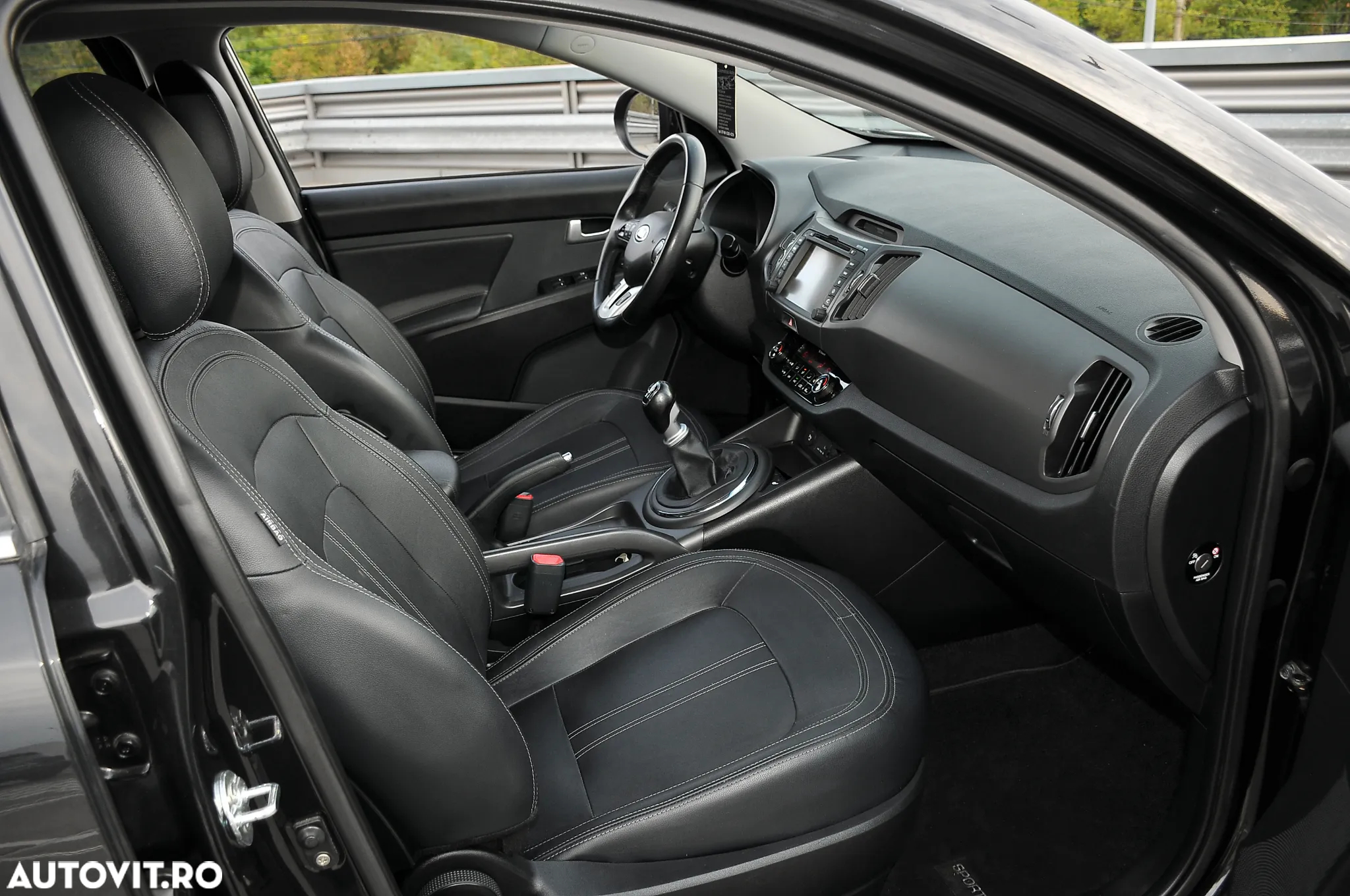 Kia Sportage 1.7 CRDI 2WD Attract - 6