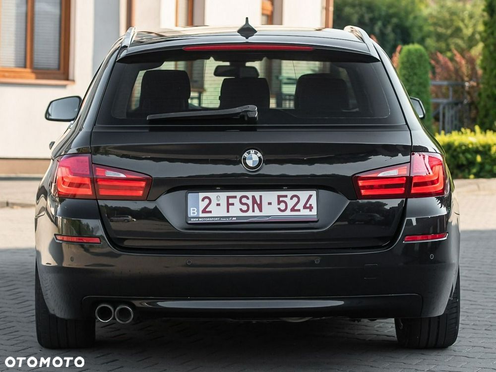BMW Seria 5 520d Luxury Line - 15