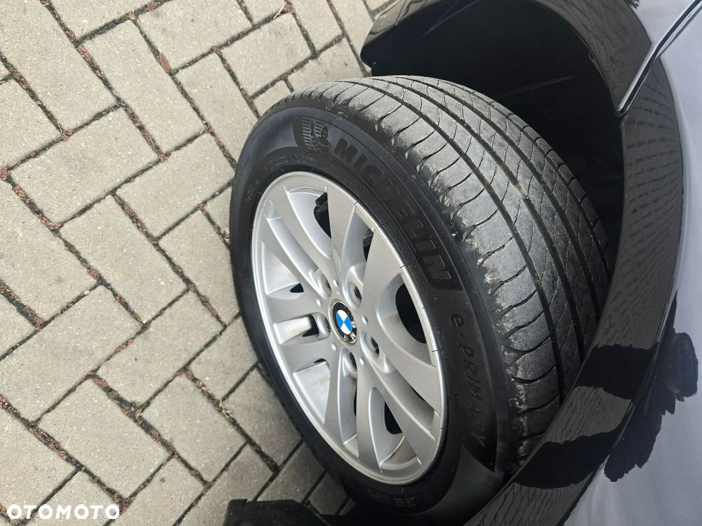 BMW Seria 3 - 33