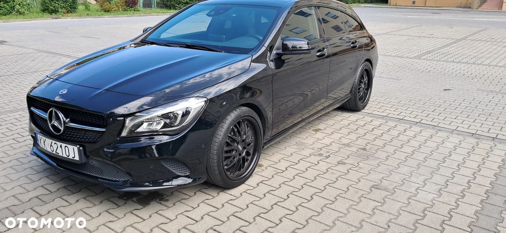 Mercedes-Benz CLA 180 UrbanStyle Edition - 3