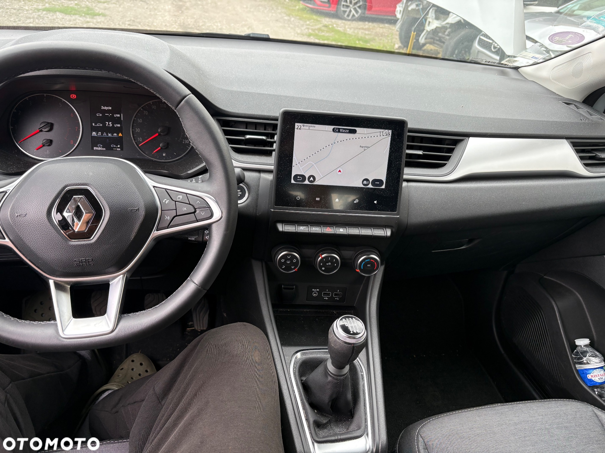 Renault Captur TCe Mild Hybrid 140 GPF EQUILIBRE - 11