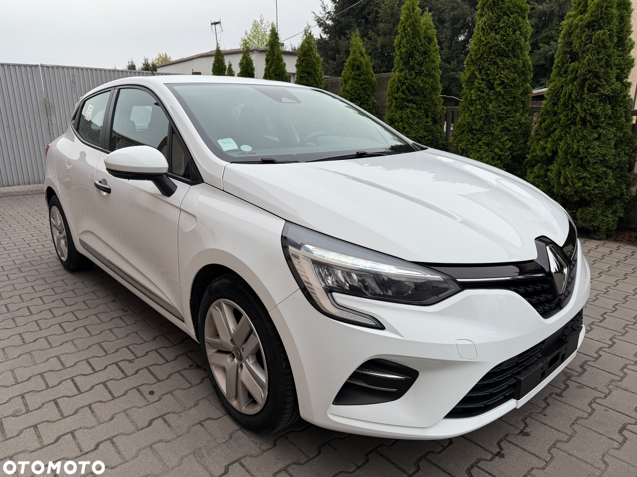 Renault Clio SCe 75 BUSINESS EDITION - 2