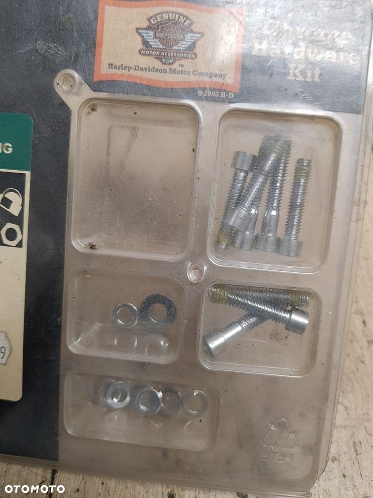 Zestaw chromowanych śrub pokrywy Harley Davidson Twin Cam 94052-03A - 4