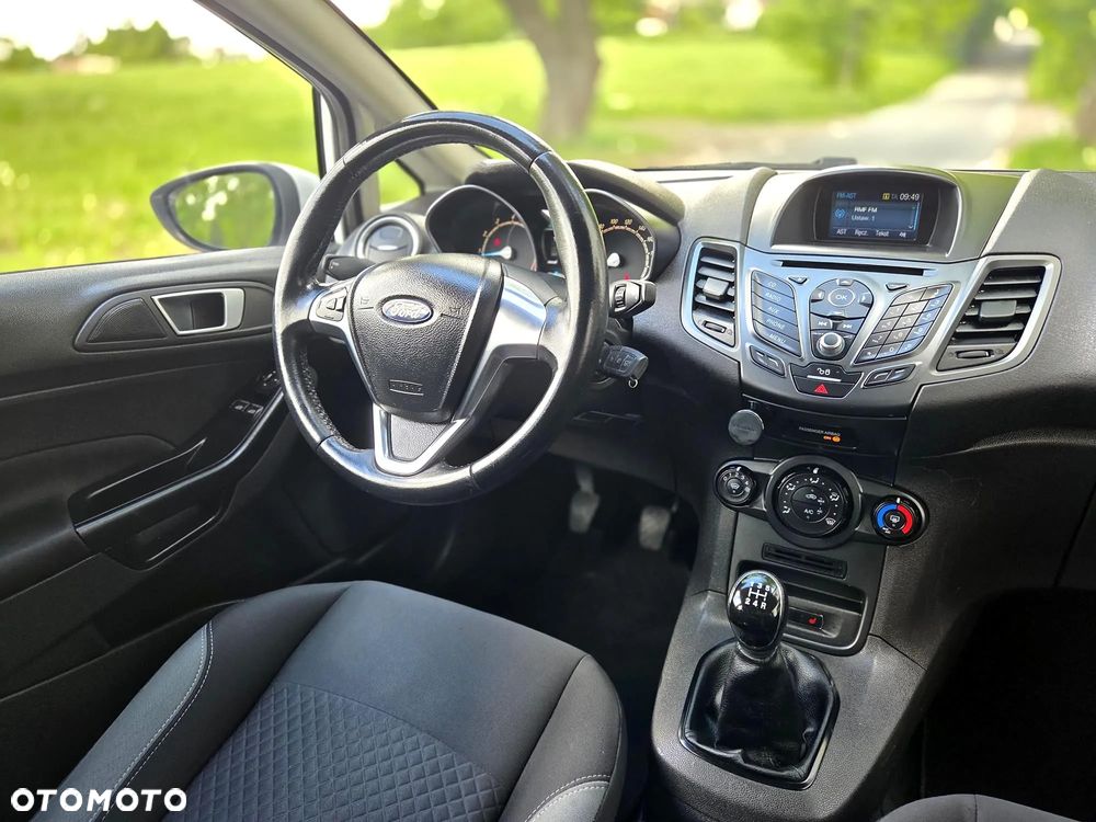 Ford Fiesta 1.25 Silver X Plus - 27