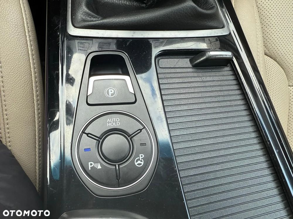 Hyundai i40 Kombi 1.7 CRDi Premium - 32