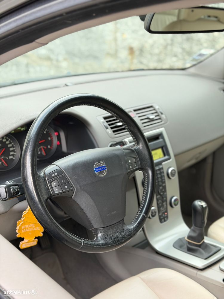 Volvo V50 2.0 D Momentum - 15