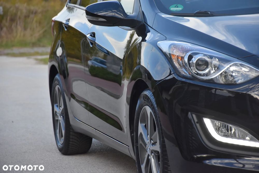 Hyundai i30 blue 1.4 Classic Navigation - 18