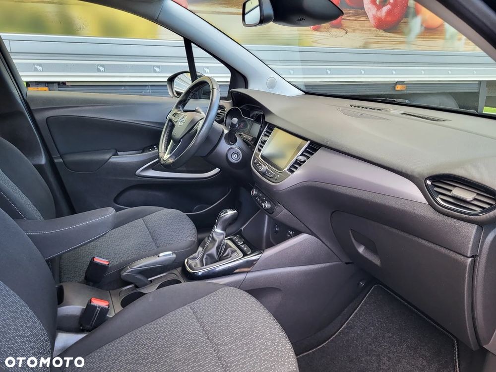 Opel Crossland 1.2 Design Line - 30