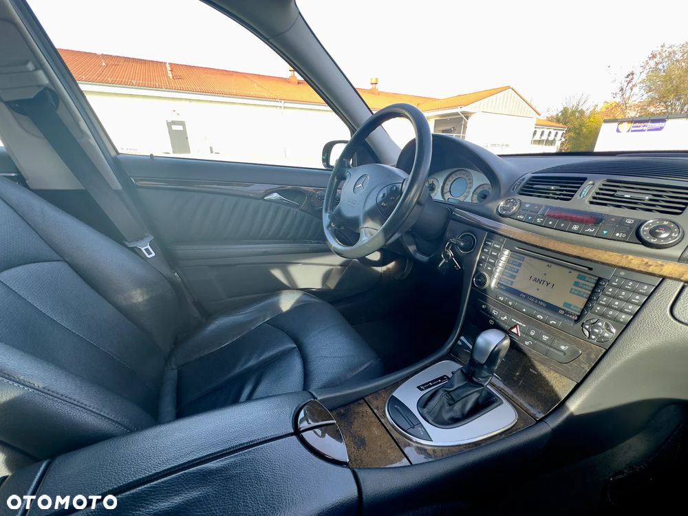 Mercedes-Benz Klasa E - 14