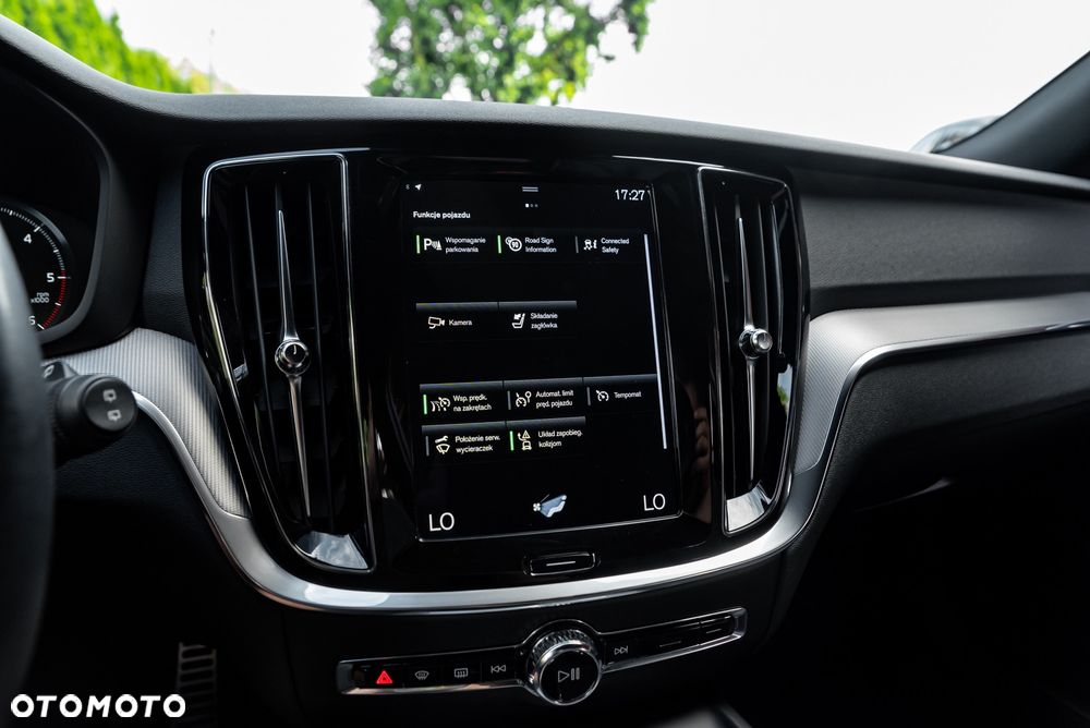 Volvo V60 B4 D Geartronic RDesign - 34