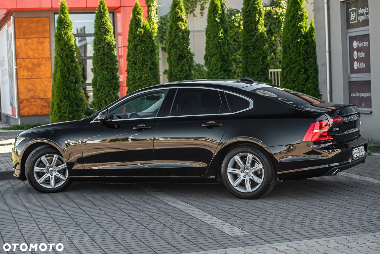 Volvo S90 - 11