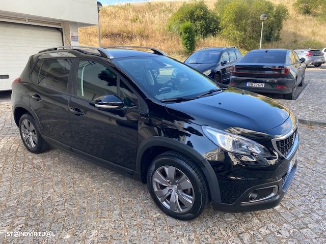 Peugeot 2008 1.2 PureTech Style - 3