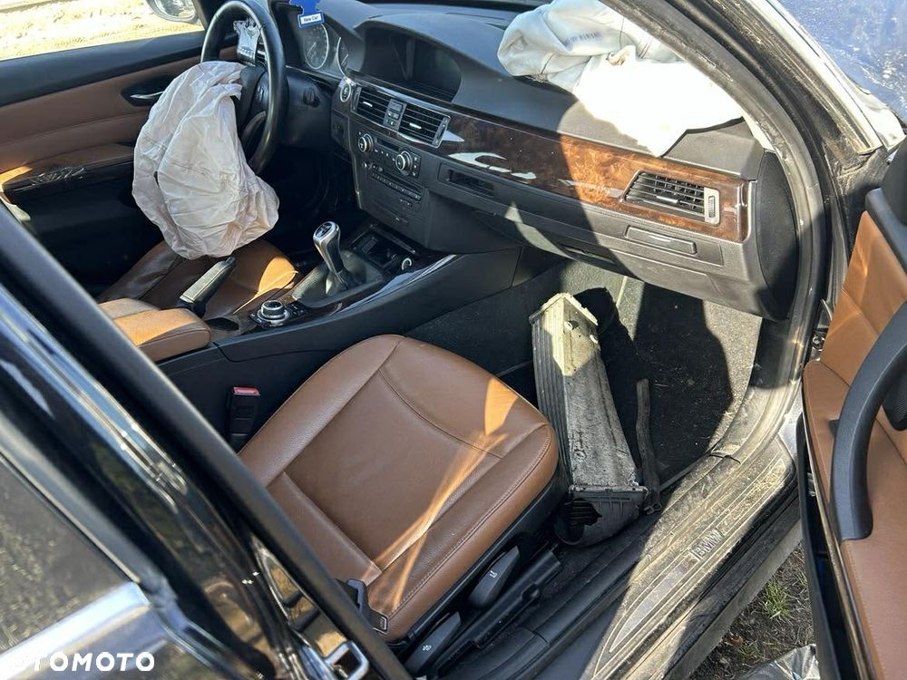 BMW Seria 3 320d - 6