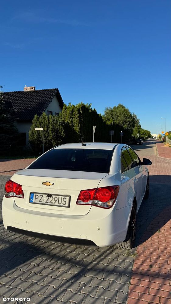 Chevrolet Cruze - 8