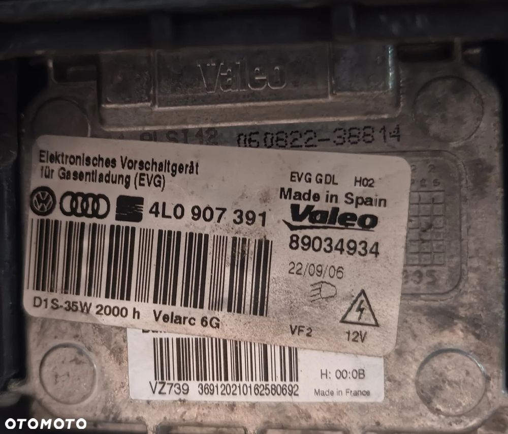 Reflektory przednie Audi Q7 4L - 3