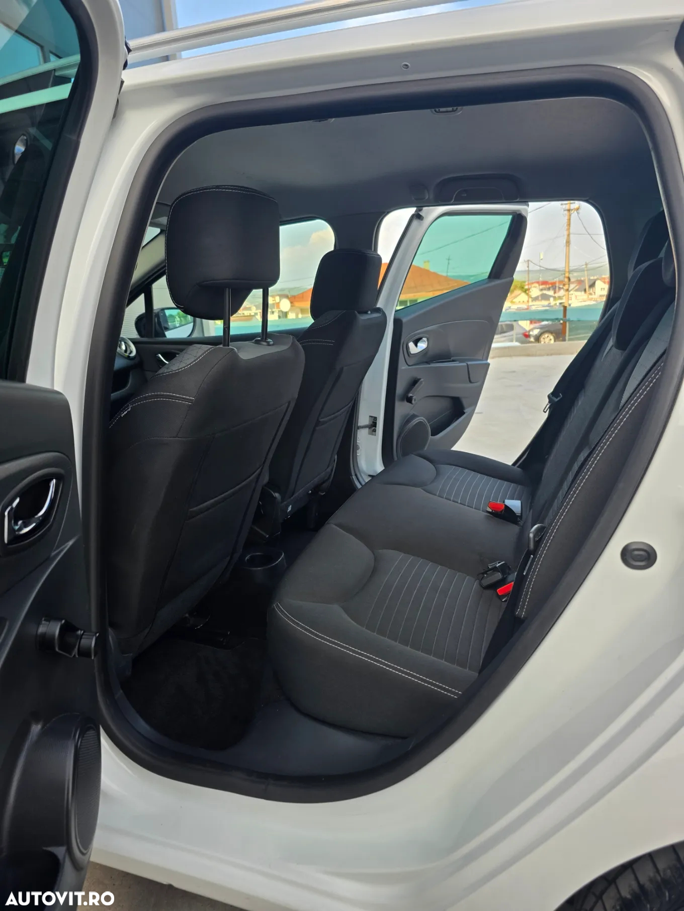 Renault Clio dCi 90 Dynamique - 13
