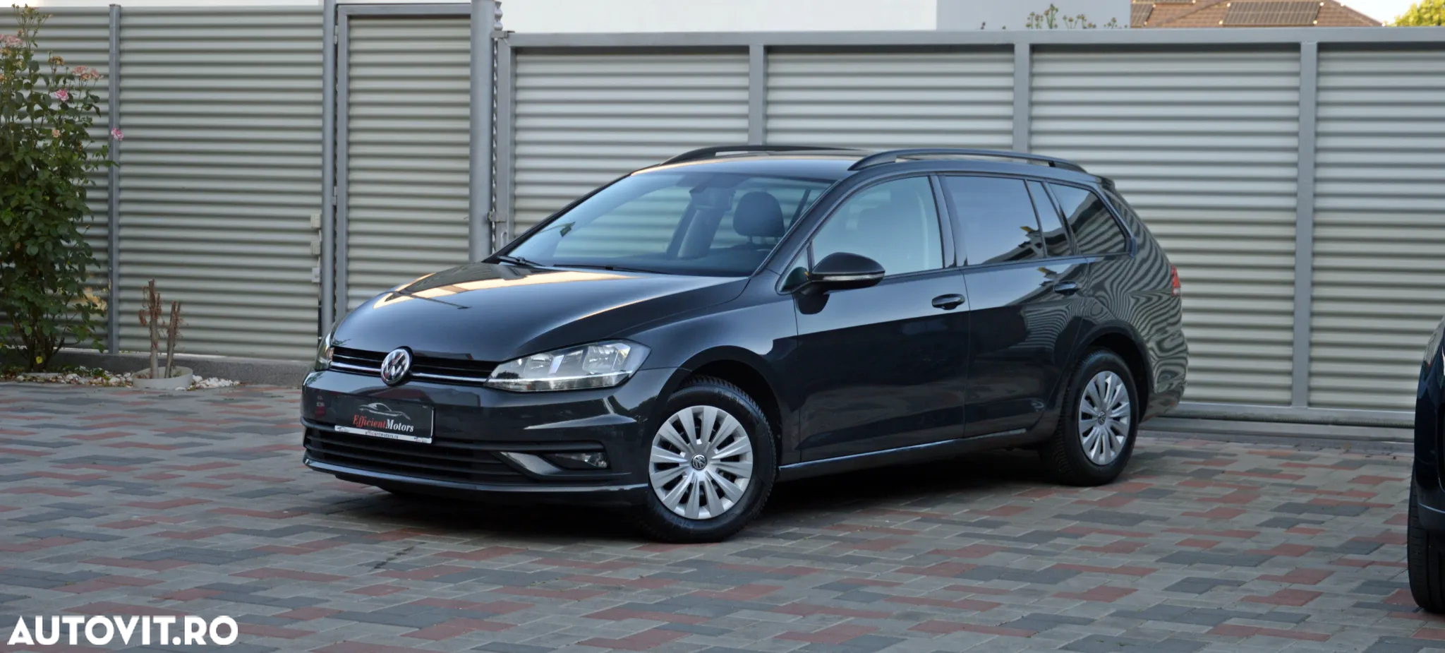 Volkswagen Golf 1.6 TDI Comfortline - 10