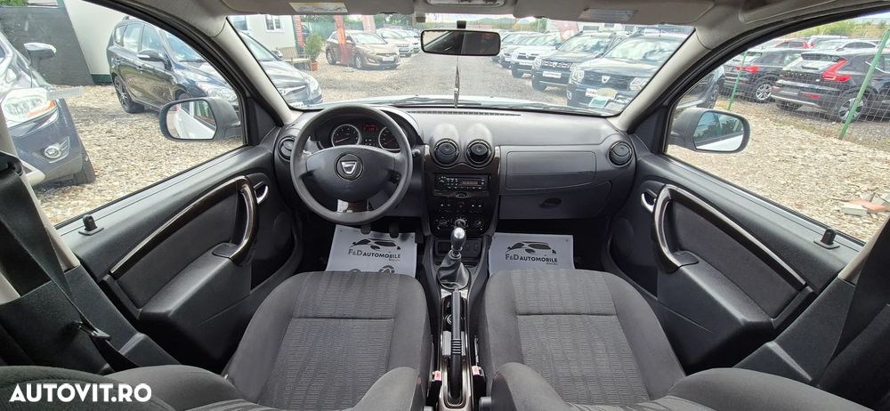 Dacia Duster dCi 110 FAP 4x4 Laureate - 6
