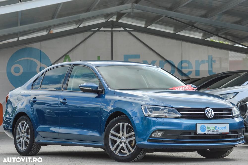 Volkswagen Jetta 2.0 TDI Comfortline - 3