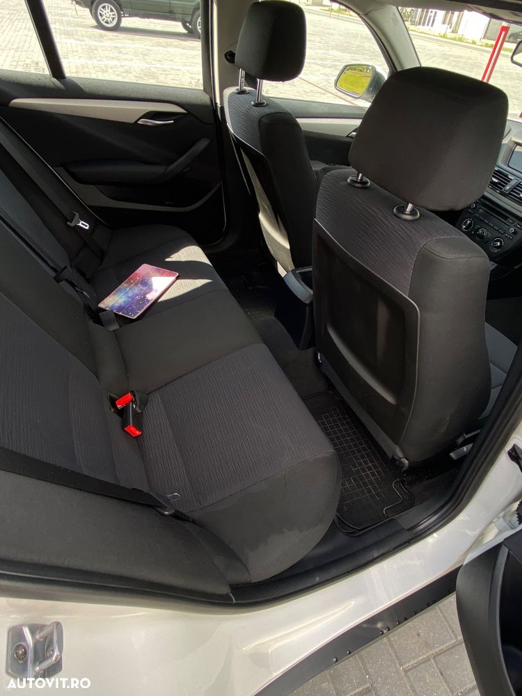 BMW X1 sDrive16d Sport Line - 7